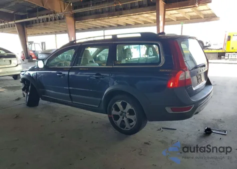 2011 Volvo Xc70 T6 z USA, uszkodzony, nr VIN YV4902BZ0B1112130